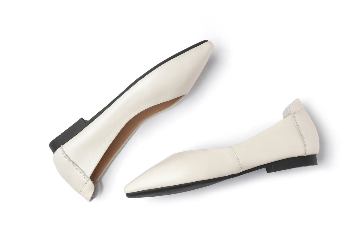 UGG Boots - Everly Leather Pointed Toe Ballet Flats
